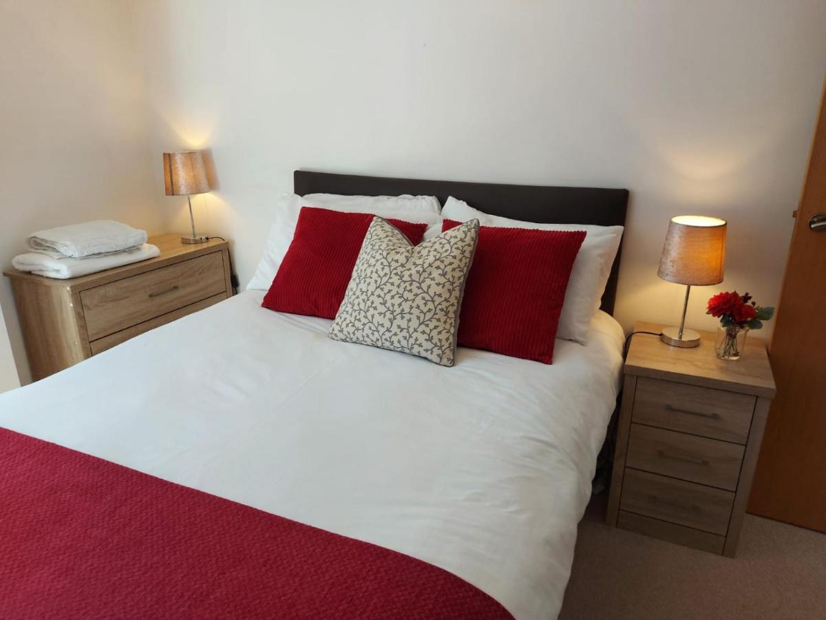 City 2 Bed, 2 Bath, Free Parking & Wifi Sheffield Exteriör bild