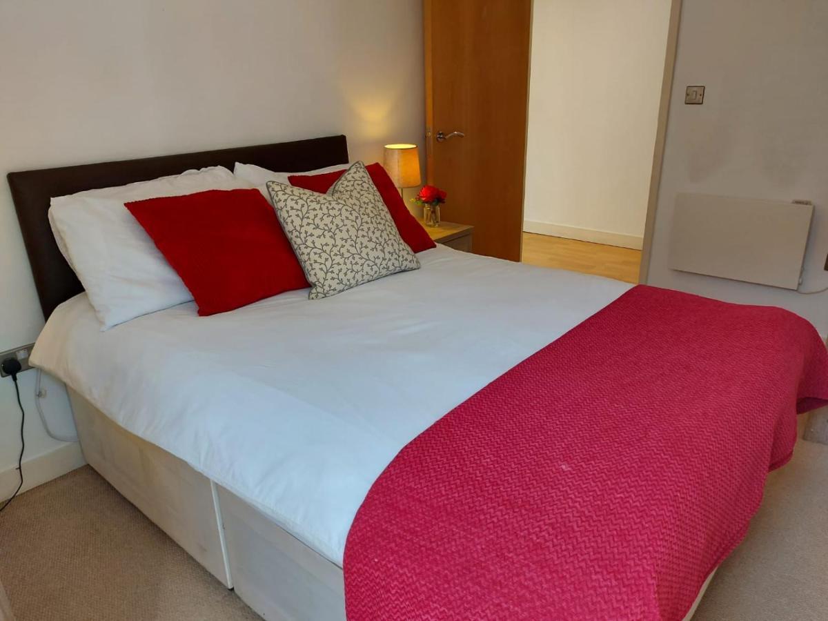 City 2 Bed, 2 Bath, Free Parking & Wifi Sheffield Exteriör bild