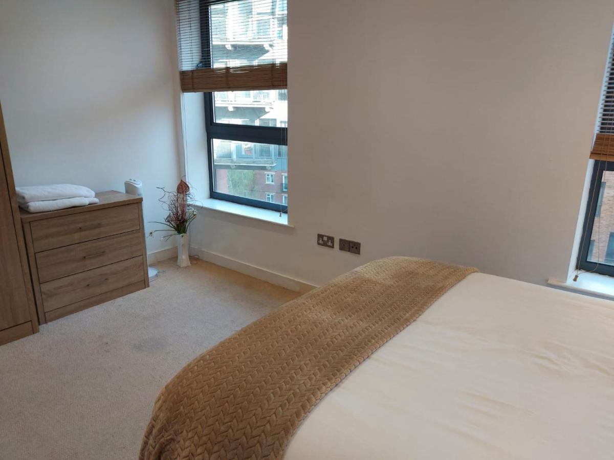 City 2 Bed, 2 Bath, Free Parking & Wifi Sheffield Exteriör bild