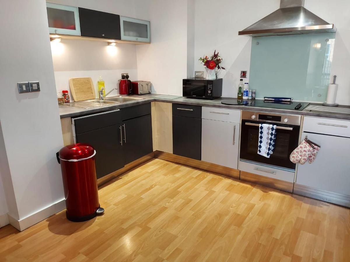 City 2 Bed, 2 Bath, Free Parking & Wifi Sheffield Exteriör bild